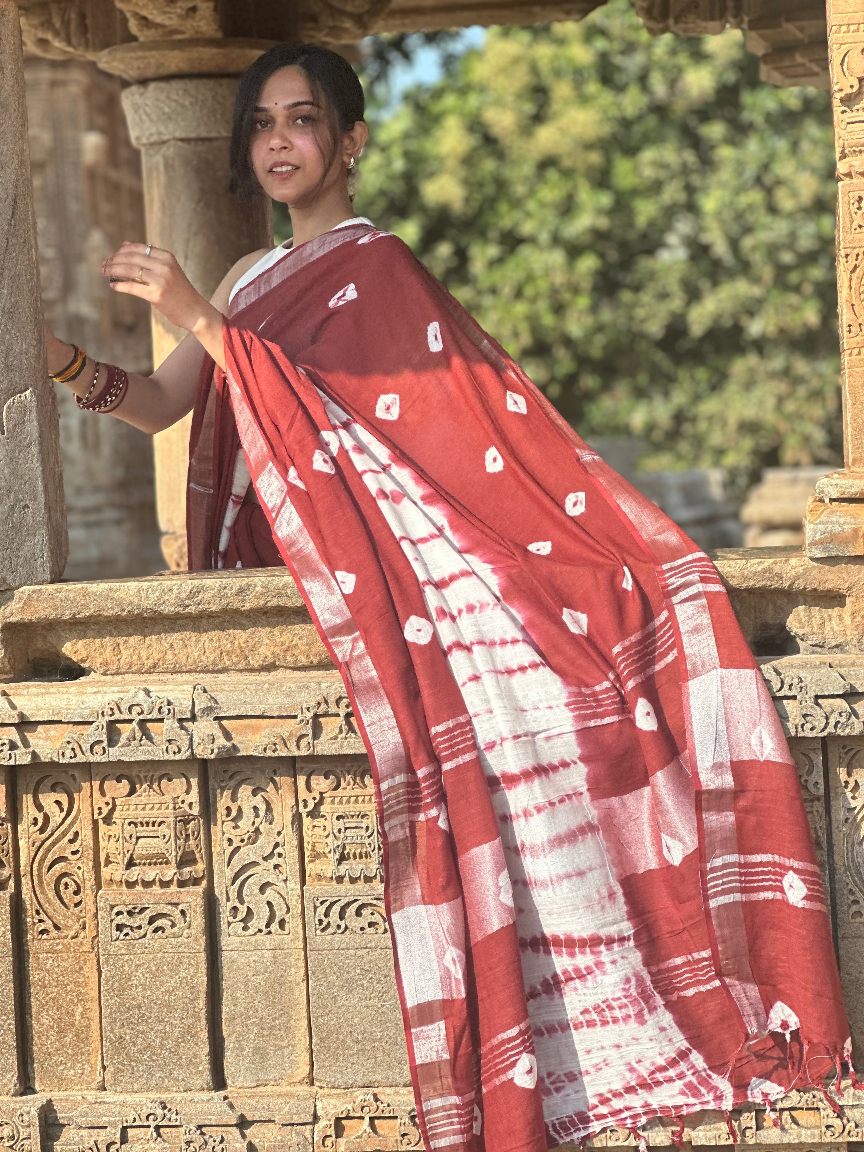 Scarlet Linen Saree