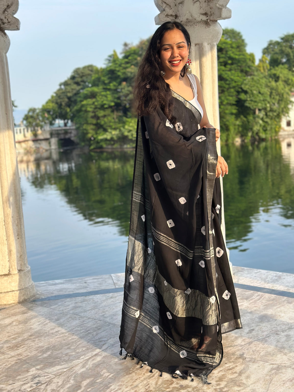 Midnight Mirage Linen Saree
