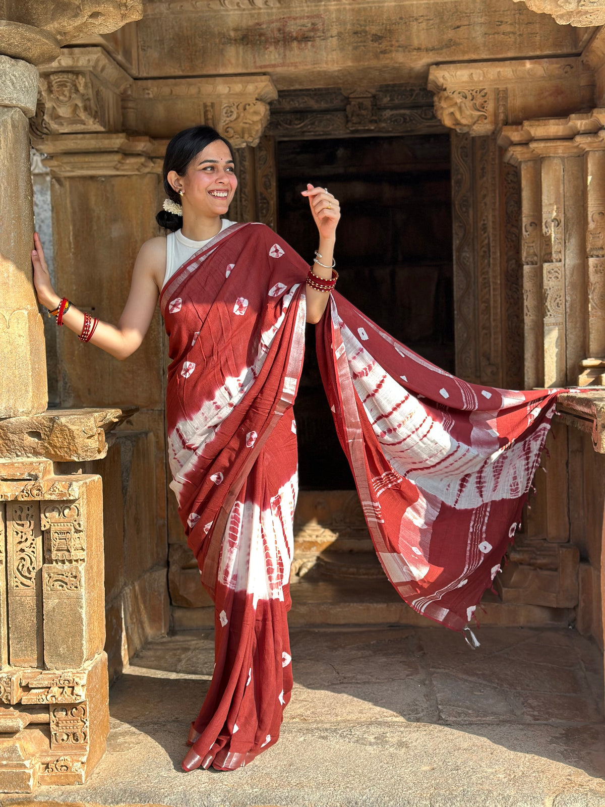 Scarlet Linen Saree
