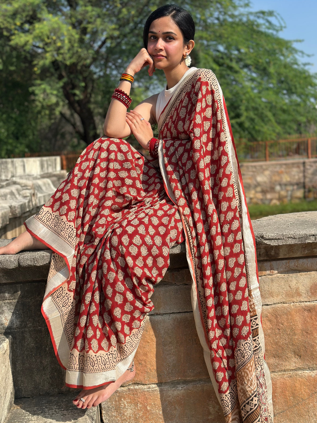 Rustic Romance Linen Saree