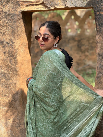 Mehendi Mystique Linen Saree