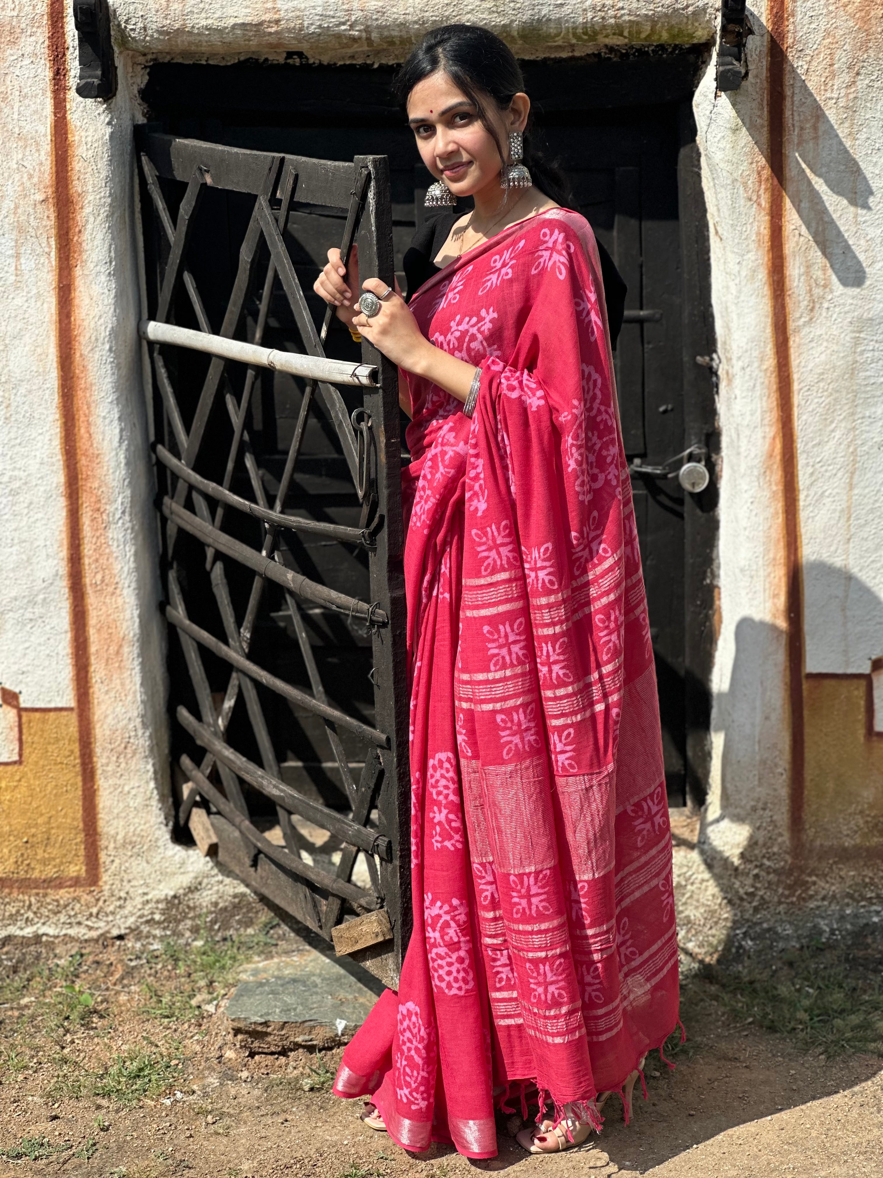 Fuchsia Flair Linen Saree